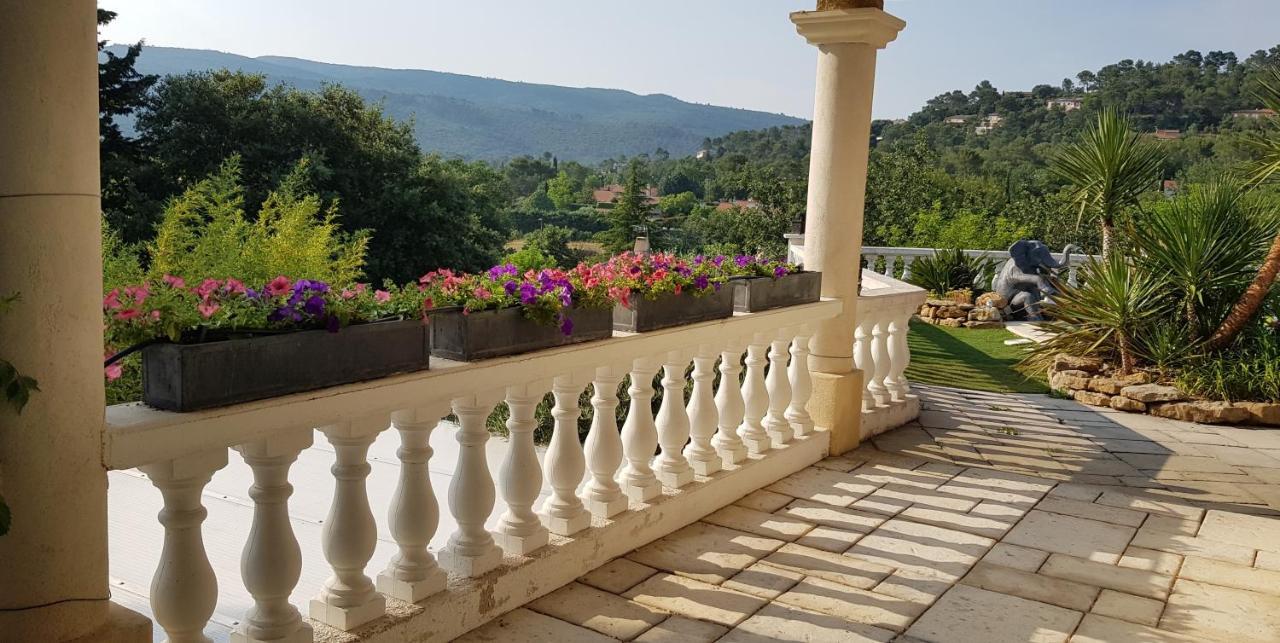 Appartement Vue Montagne Garéoult Exteriér fotografie